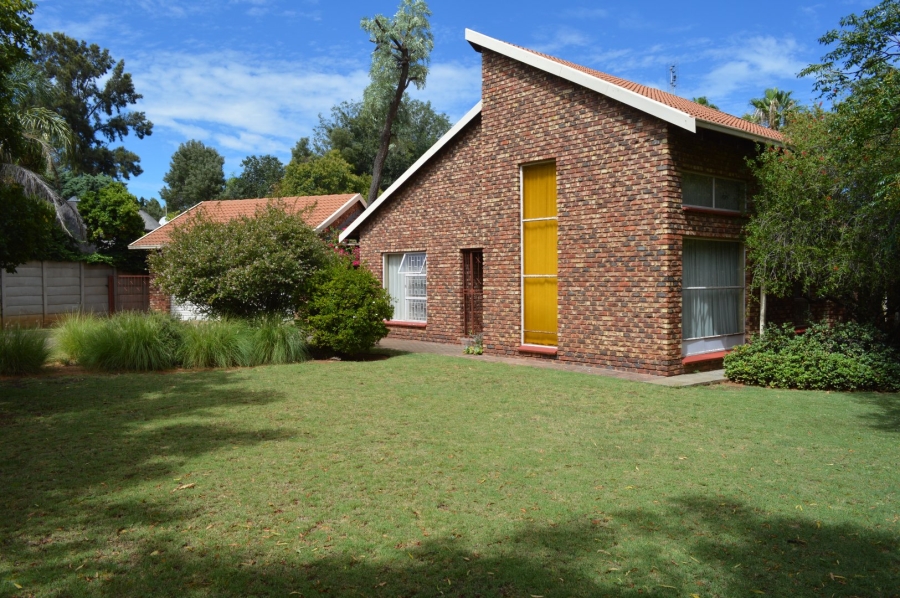 4 Bedroom Property for Sale in Flamwood North West